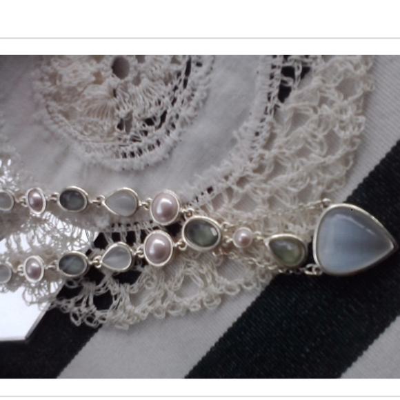 NEW STONE NECKLACE W/ PENDANT - Picture 1 of 1